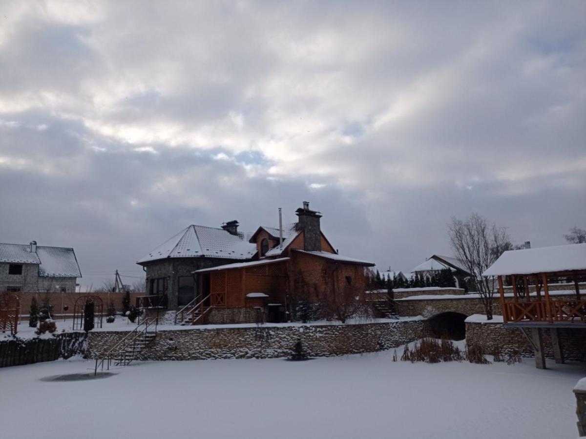 Готельно-Ресторанний Комплекс Прованс Парк Potchaïv Extérieur photo