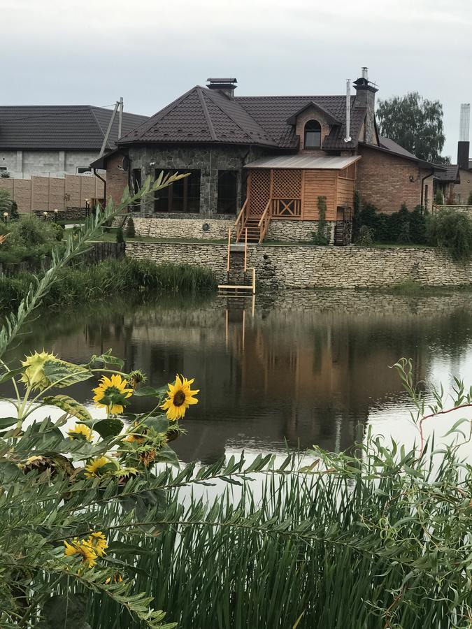 Готельно-Ресторанний Комплекс Прованс Парк Potchaïv Extérieur photo