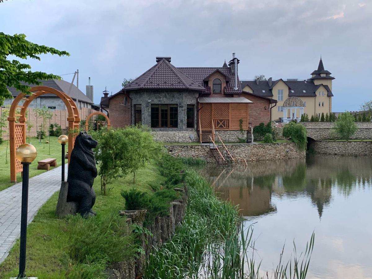 Готельно-Ресторанний Комплекс Прованс Парк Potchaïv Extérieur photo